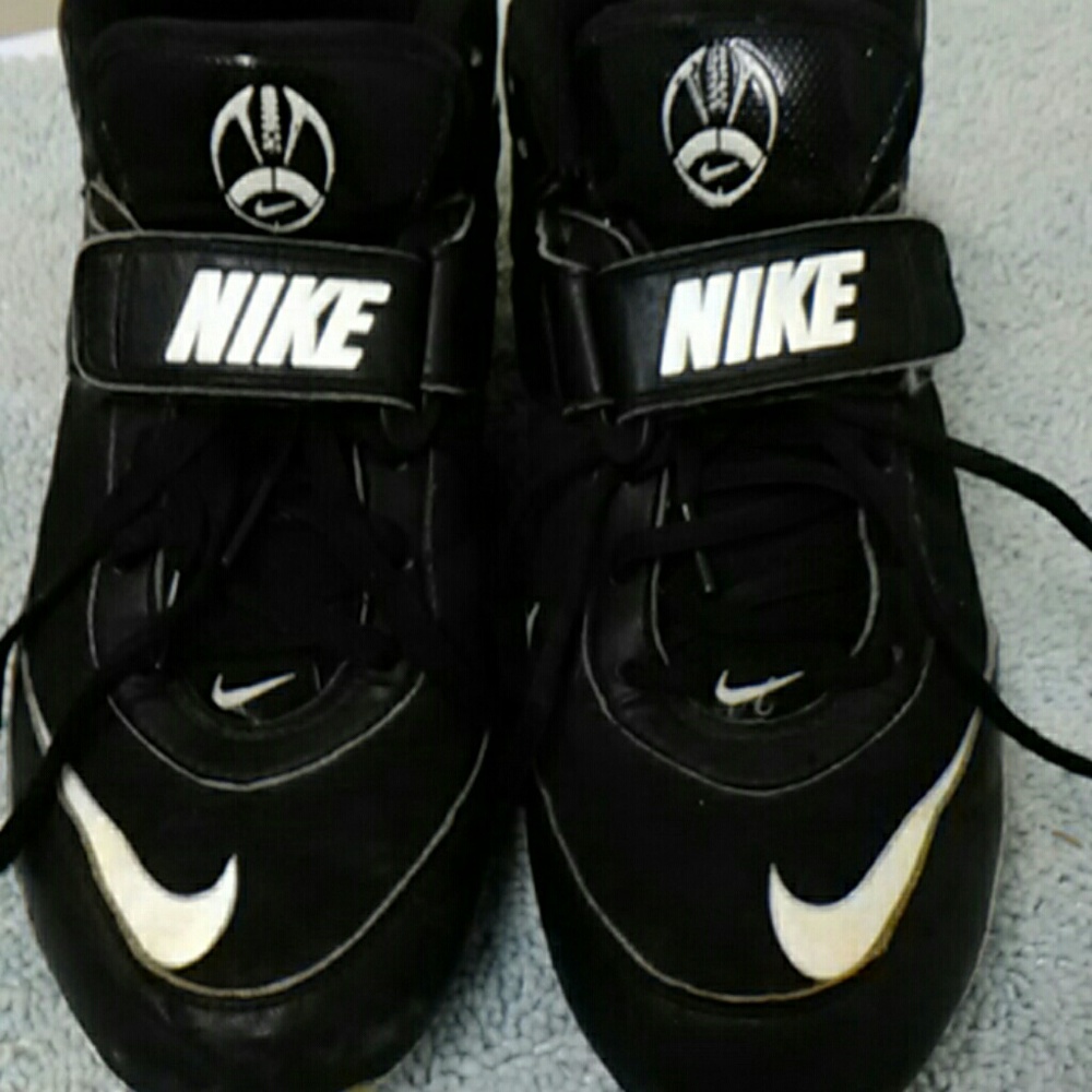 Athletic Shoes /cleats